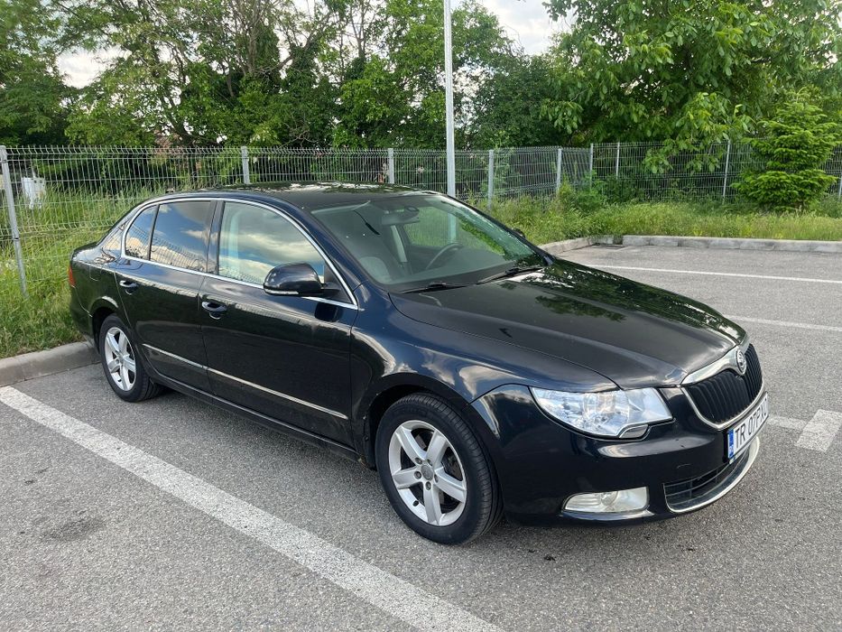 Vând Skoda Superb