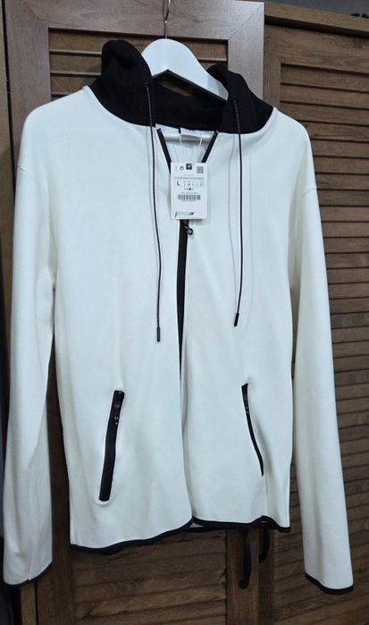 Hanorac Zara/Nu Nike, Adidas, Under Armour, New balance, Puma