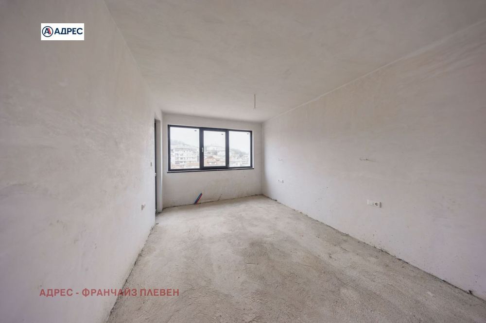 Продава се Многостаен апартамент в Плевен, Широк център - 213 кв.м за 647 €/кв.м - Снимка #8