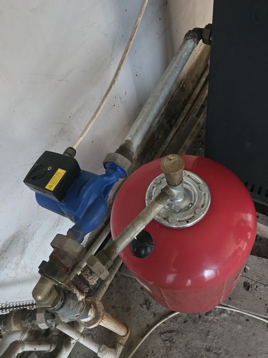 Termosemineu 2500 de lei se vinde si separat doar termosemineul cu 2000 de lei