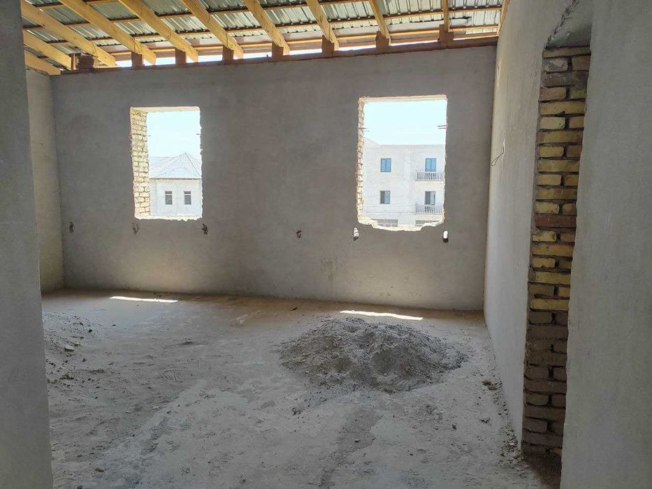 3 Qavatli turar joy Zudlik bilan