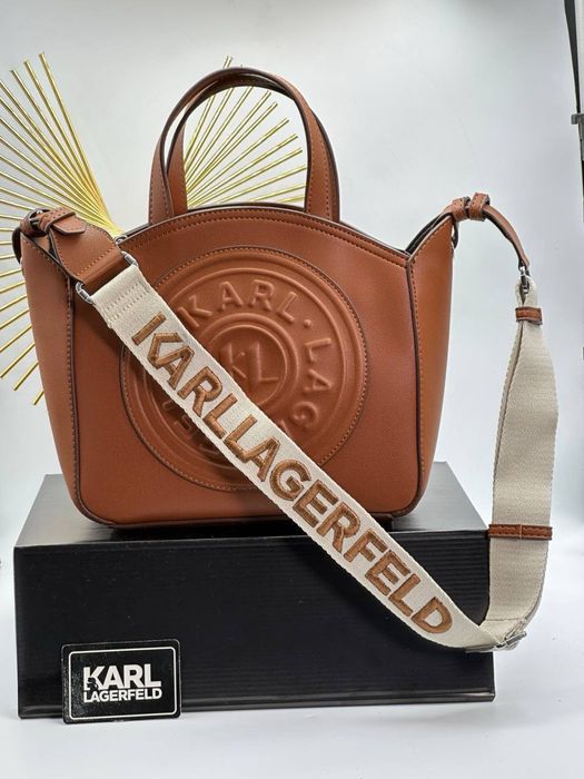 Geanta Karl Lagerfeld Noua !!! Dimensiuni 25/23 !!!