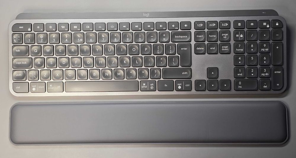 Клавиатура Logitech MX Keys Plus