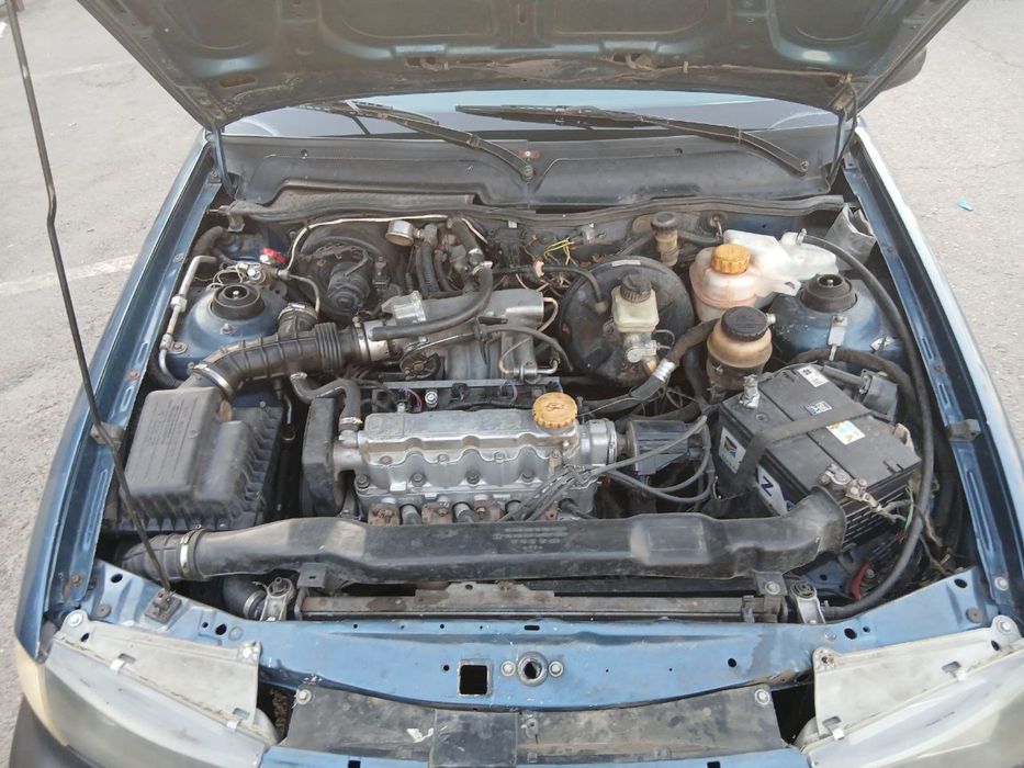 Nexiya 2001 yili yurib turgan moshina