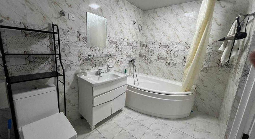 Аренда 3х комнатная квартира Оптовик,Мажор