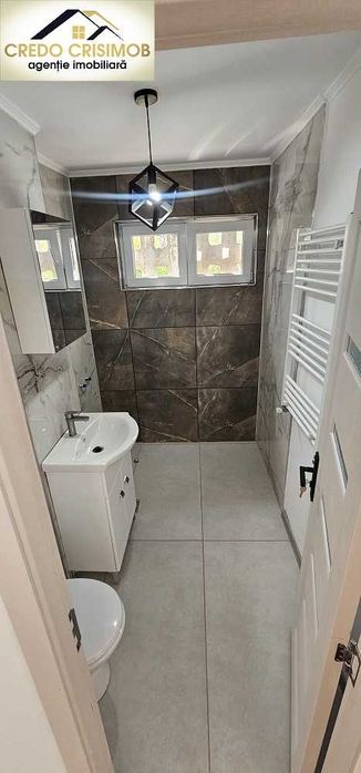 Vand apartament 2 camere conf 1 semidec etajul 1 Govandari