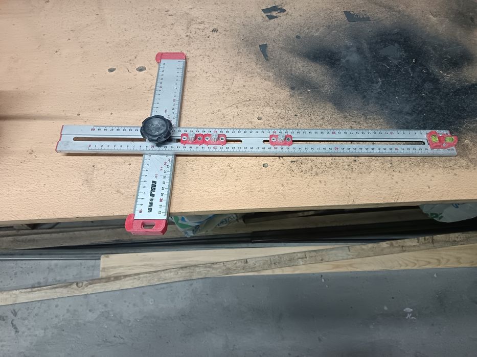 Продам циркулярную пилу.