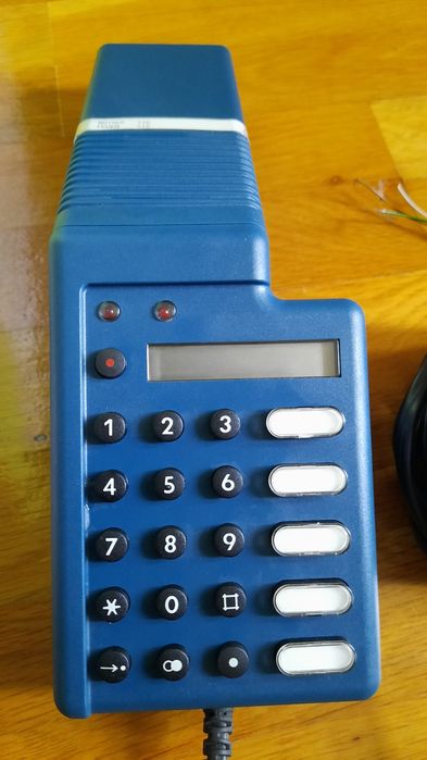 Стари  телефон с шайба 6б