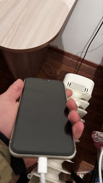 Iphone 11 / 128gb / 76%