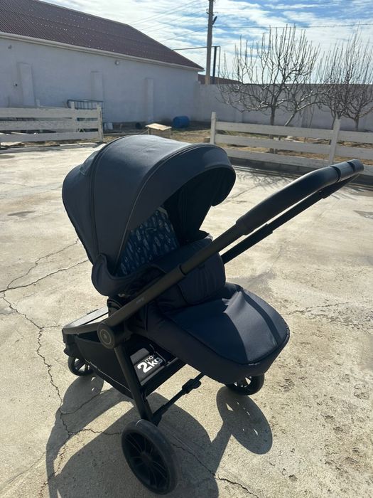 Срочно продам коляску