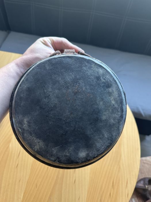 Много запазен стар,меден тиган!