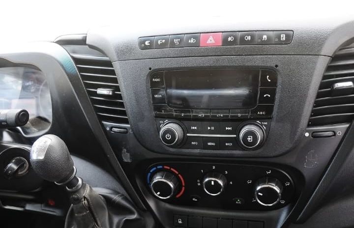 Iveco Daily basculabil anul 2016