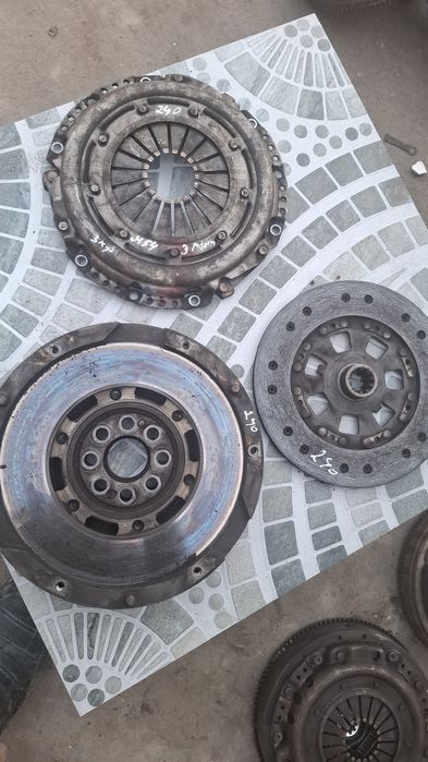 Бмв е32 разбор запчасти