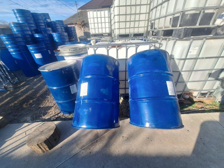 Butoaie 220 litri cu capac afumatori/ cereale/ lichide