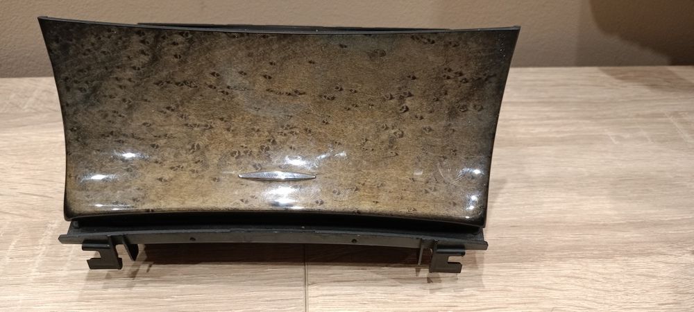 Кори за врати,пепелник,сензори и други части за Mercedes Benz W 211