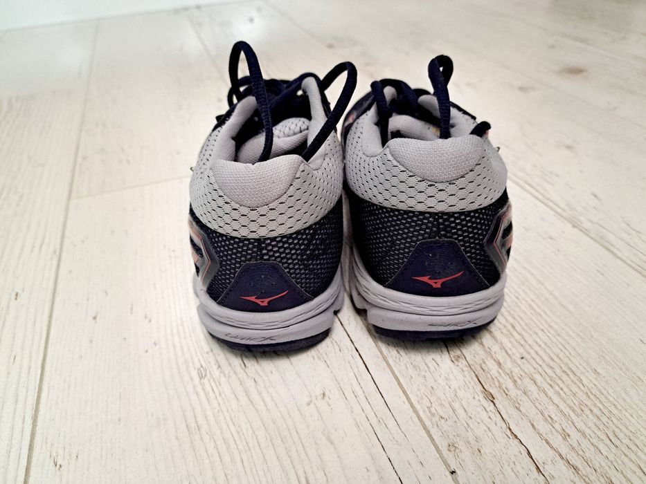 Mizuno Gore-tex-Ориг. Маратонки