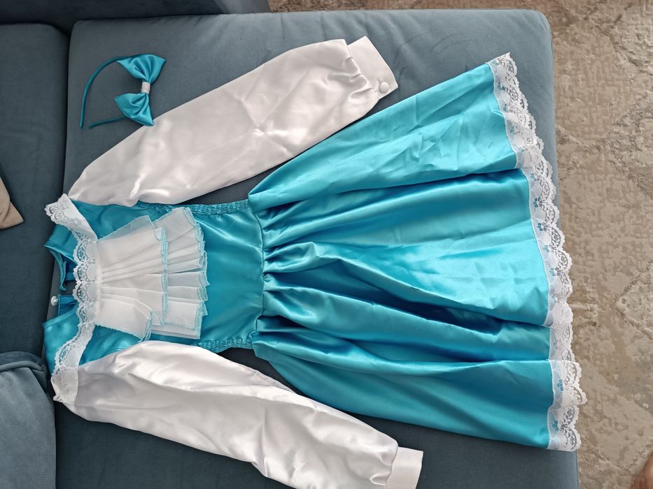 Продам платье детское