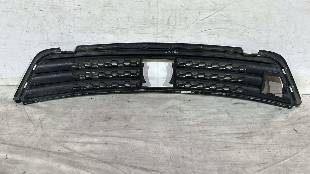 Grila inferioara Bara fata, Jeep Grand Cherokee, 2015, 2016, 2017, 2018, 2019, cod origine OE 68265267AA.