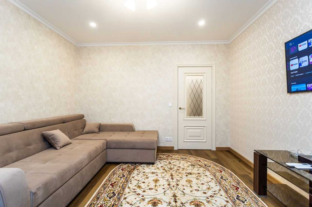 Дава се под наем Двустаен апартамент в София, Гео Милев - 55 кв.м за 400 € - Снимка #1