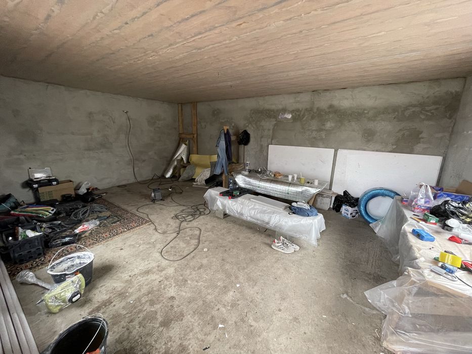 В продаже времянка на разбор