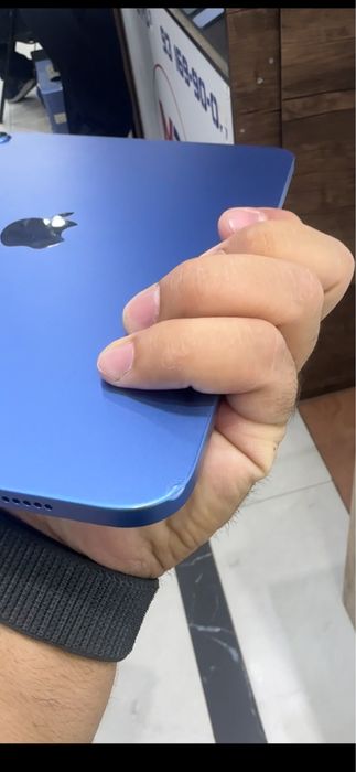 ipad a16 128 wife batarekasi 100%