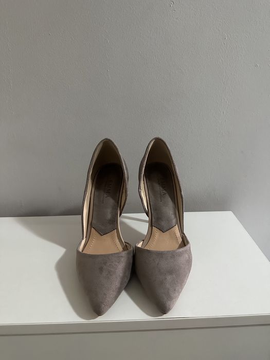 Женский туфли сатылады