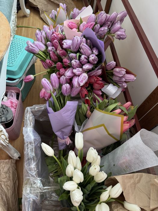 Тюльпаны букеты.