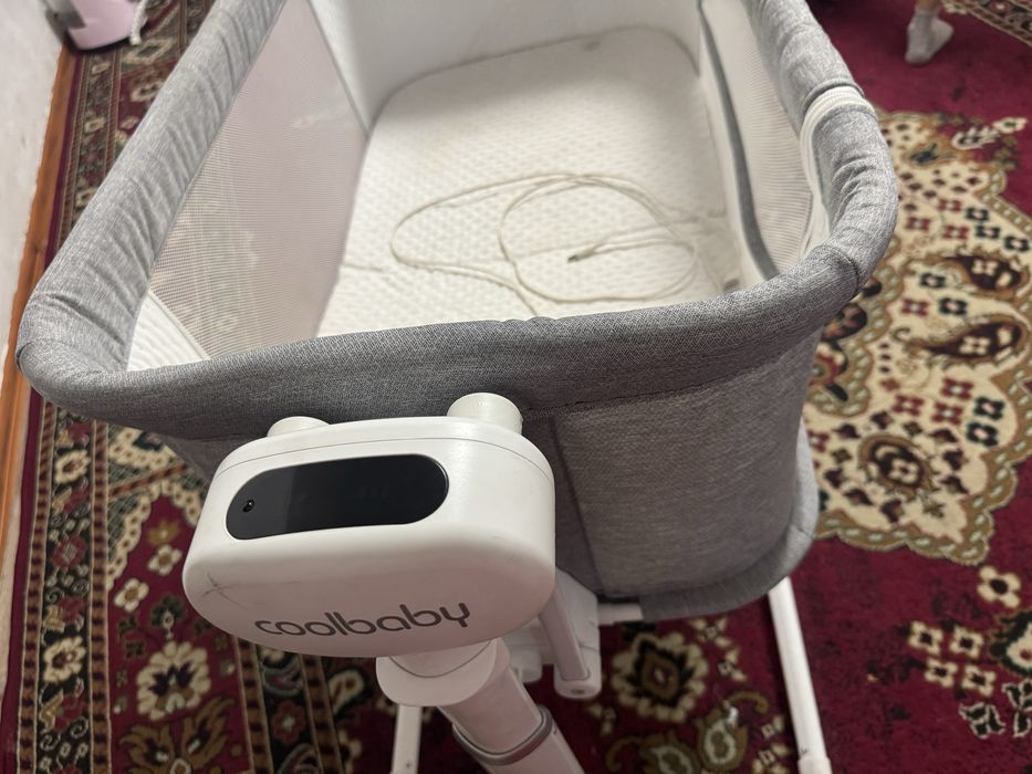 Продам манеж качалку Coolbaby