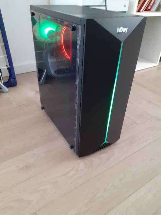 Vând Amd Ryzen 5 1600x (similar cu i5 generația 10)