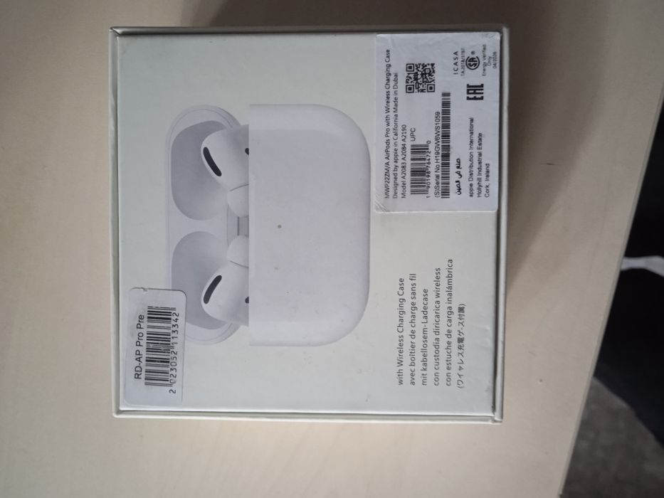 Наушники airpods