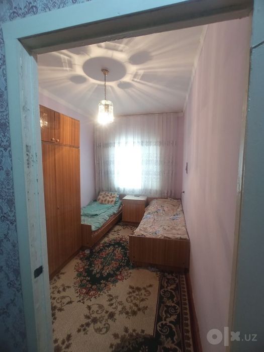 Гулзорда квартира Сотилади