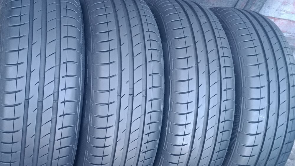 175/65/14 Vredestein