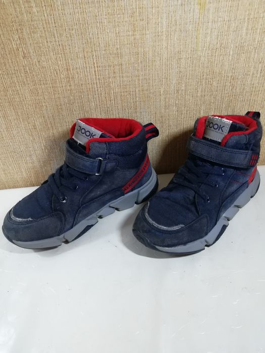 Для мальчиков 31-32 размер обувь