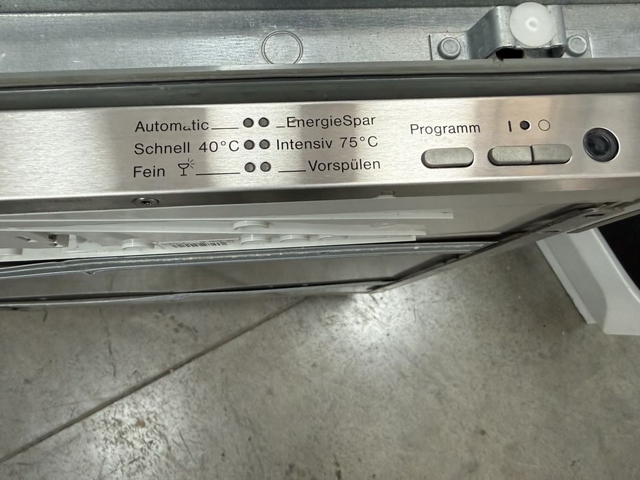 Съдомиялна машина за вграждане MIELE 60см
