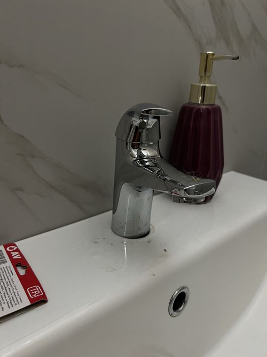 Продам Grohe кран смеситель и раковину