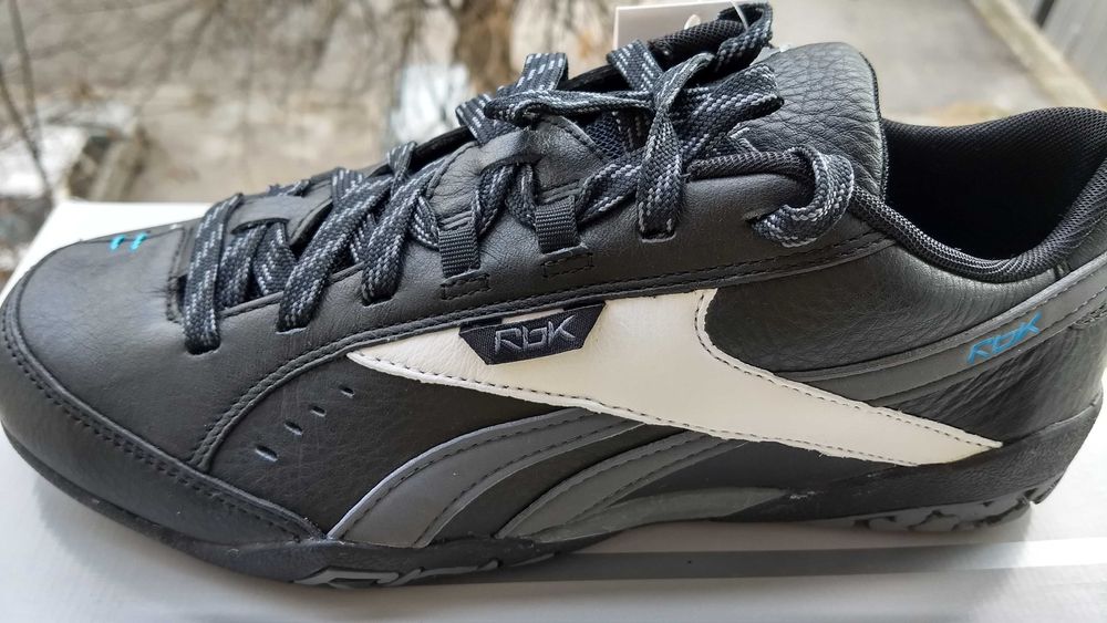 НОВИ! REEBOK маратонки р-р 40