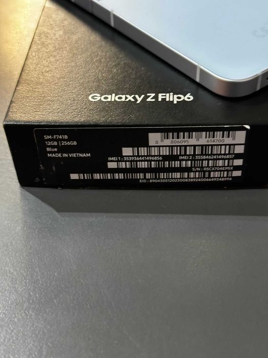 Samsung Flip 6 12/256GB