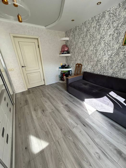 Продается 3 комнатная квартира