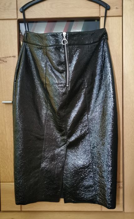 Fusta conica mărimea L