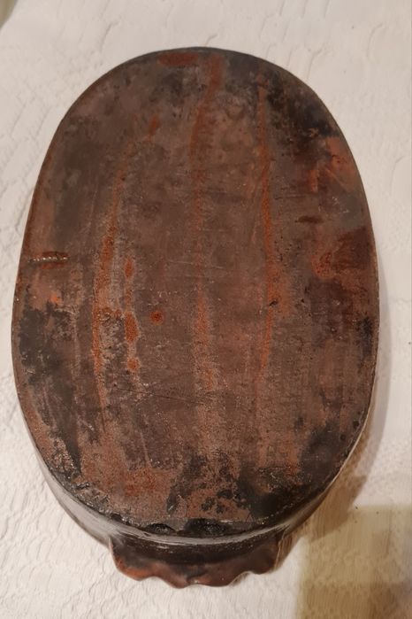 Керамичен сервиз, свещници ковано желязо и два гювеча