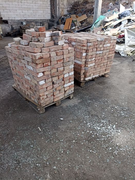 Продам доску обрезную, кирпич (красный)