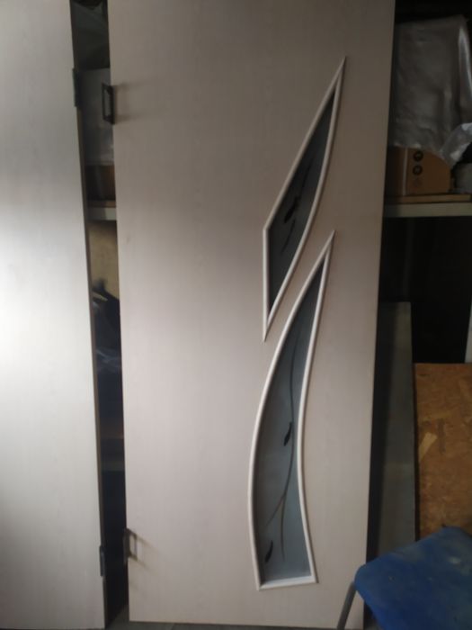 Продам межкомнатные двери