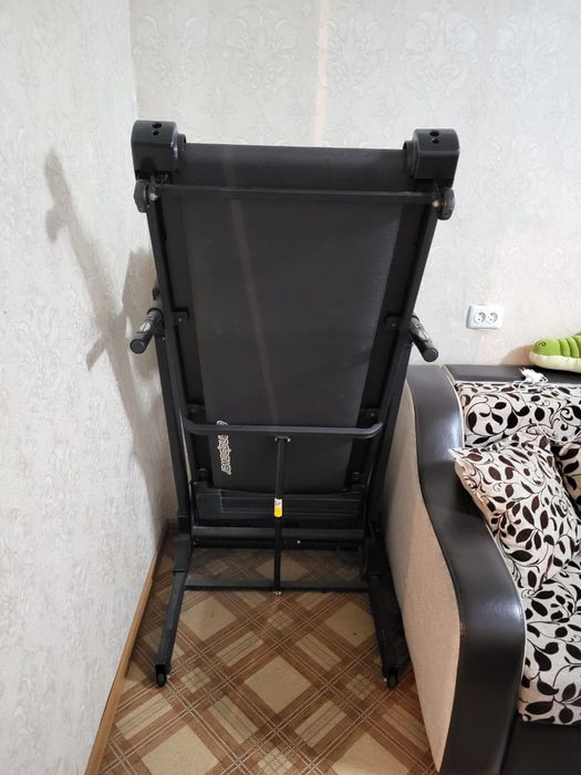 Продам Беговую дорожку.