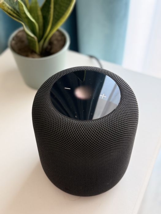 Vand HomePod gen1, care nu mai raspunde la comenzi.