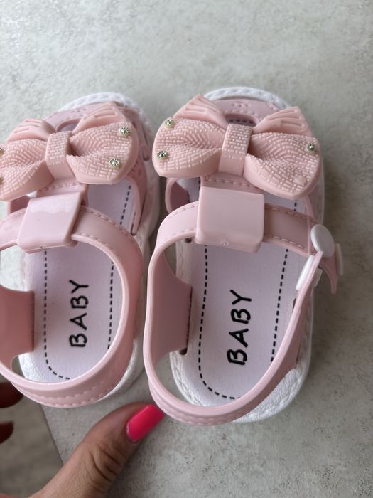 Детски сандали и обувки оригинални