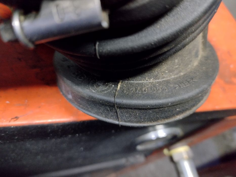 Части за БМВ 320