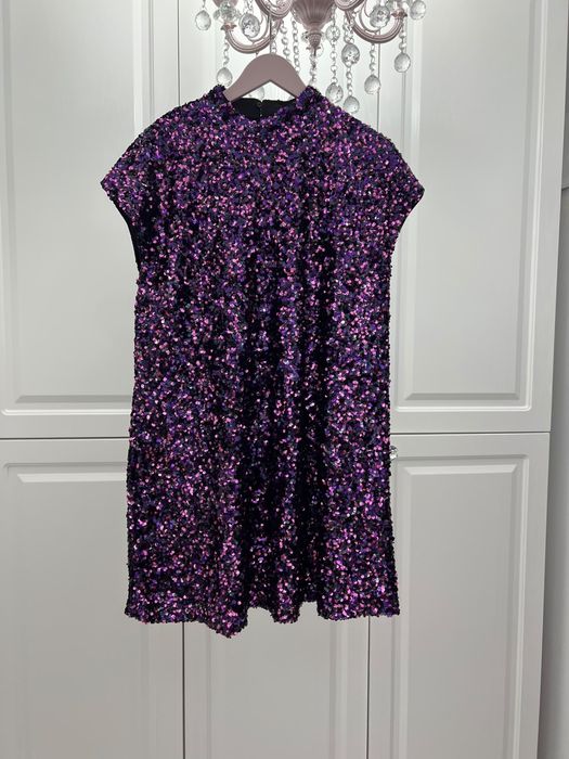 Vand rochie cu paiete