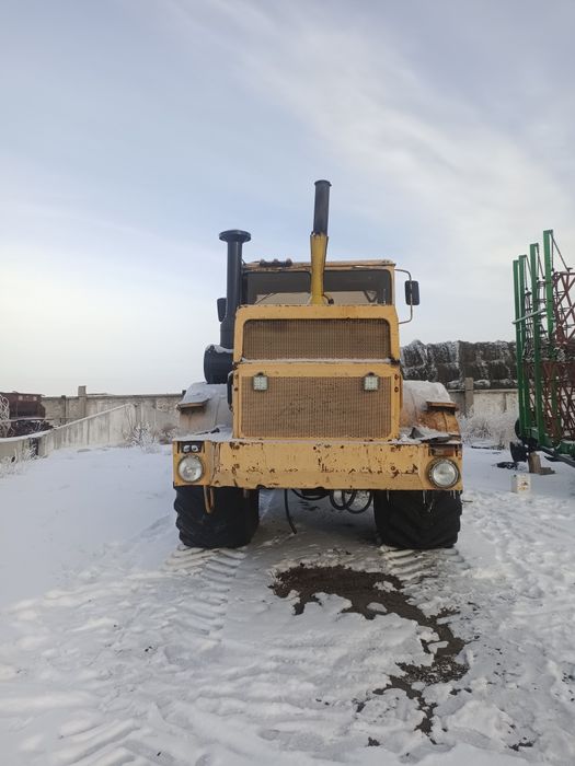 Продам К700 с плугами