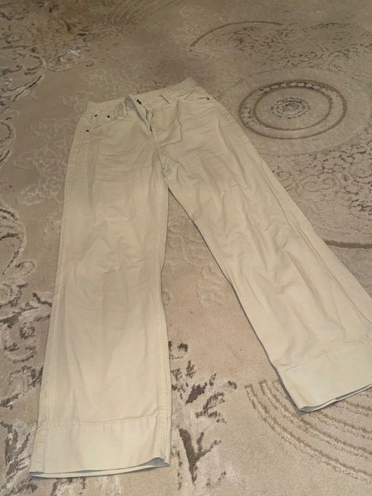 б/у киімдер сатылады. киілмегендері де бар