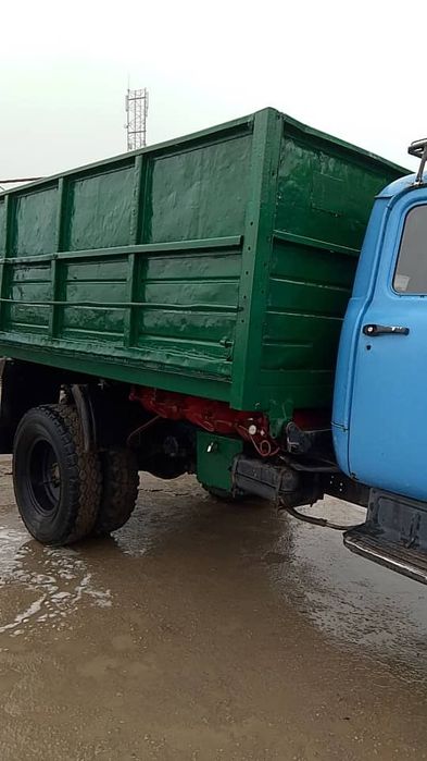 Gaz 53 somasval sotiladi.